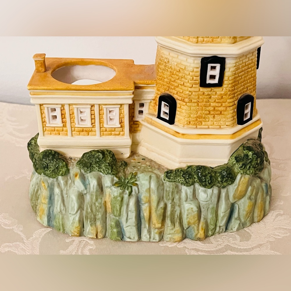 Split Rock Lighthouse Candle Holder- Perfect Home Decor Addition - Picture 8 of 13